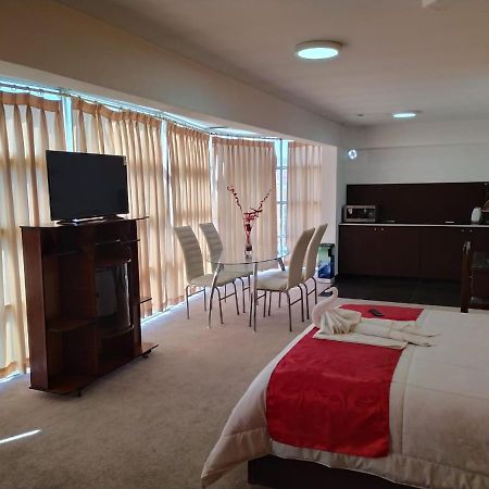 Hotel Alexander Λα Πας Εξωτερικό φωτογραφία