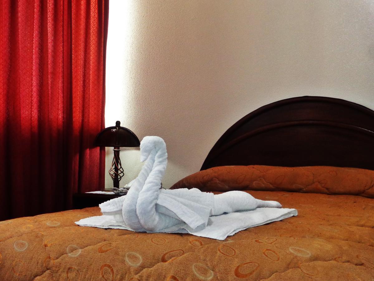 Hotel Alexander Λα Πας Εξωτερικό φωτογραφία
