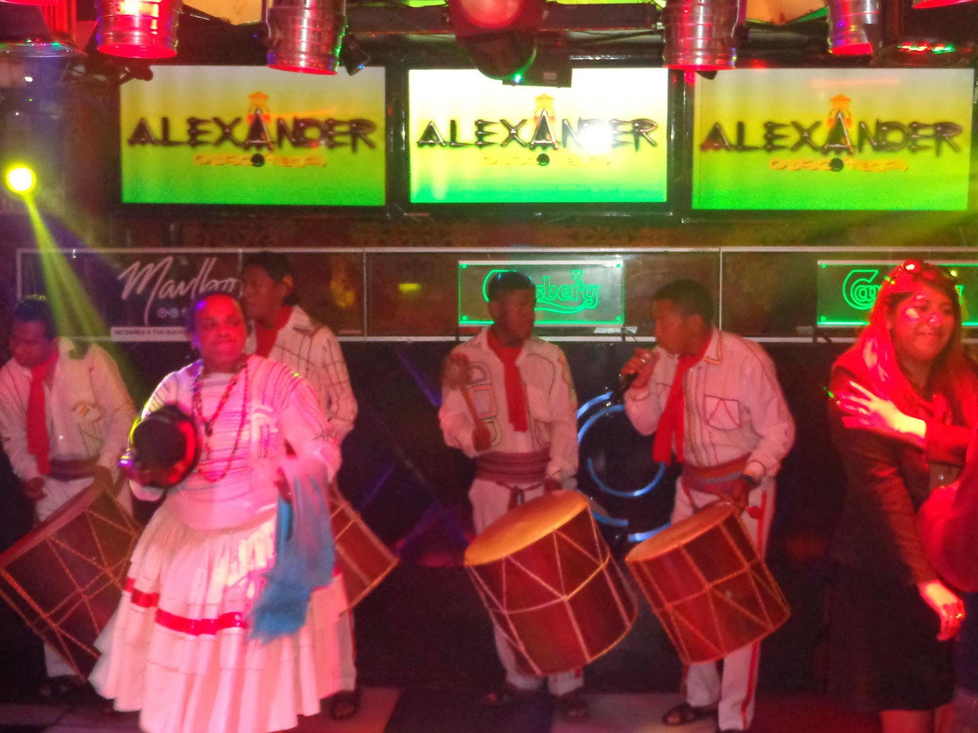 Hotel Alexander Λα Πας Εξωτερικό φωτογραφία