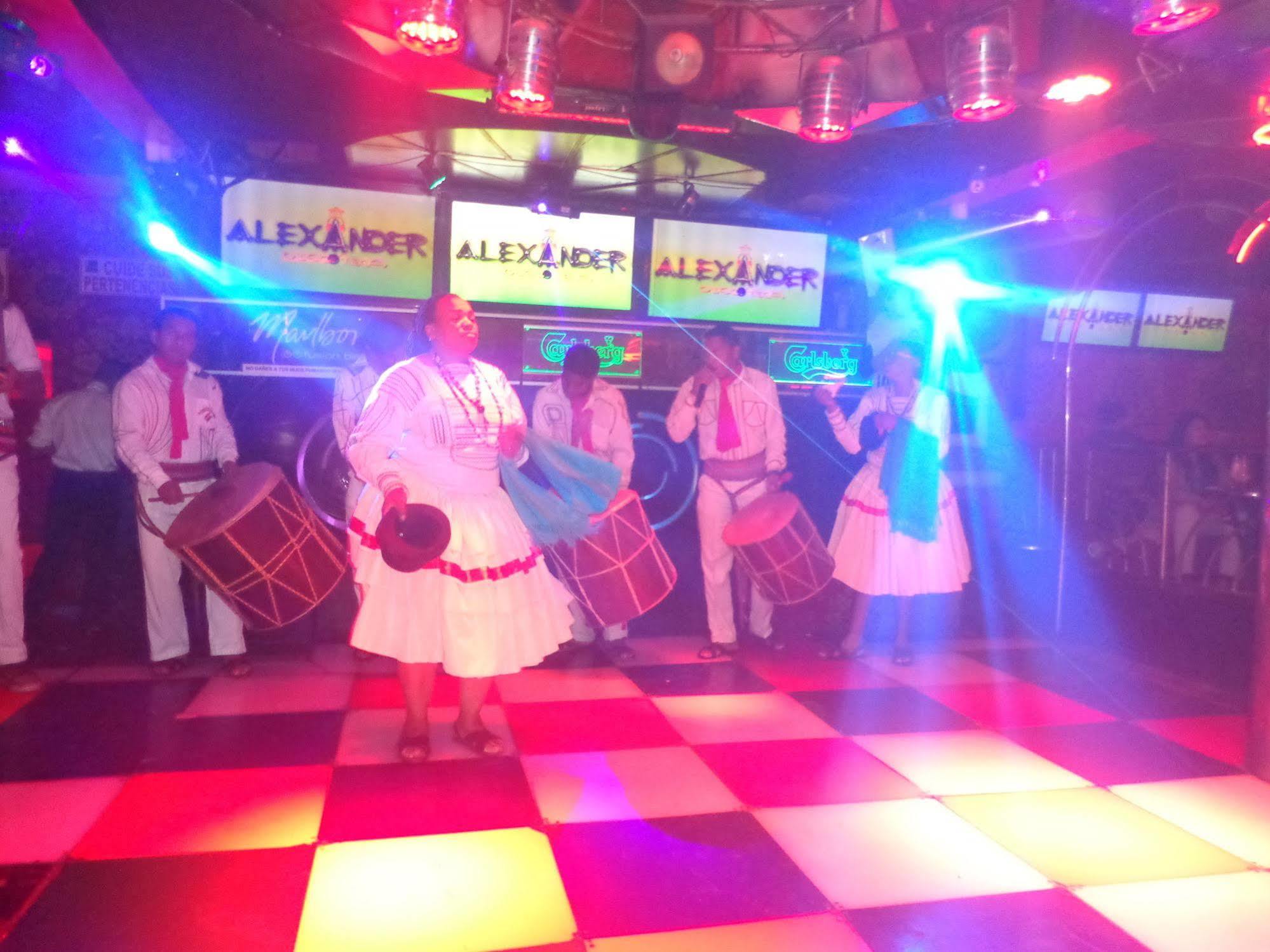 Hotel Alexander Λα Πας Εξωτερικό φωτογραφία