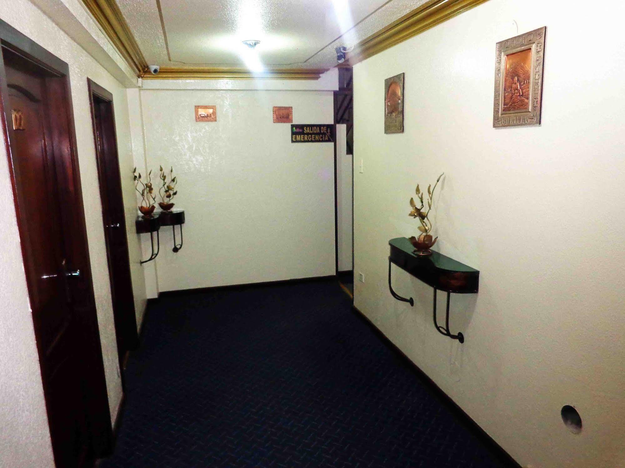 Hotel Alexander Λα Πας Εξωτερικό φωτογραφία